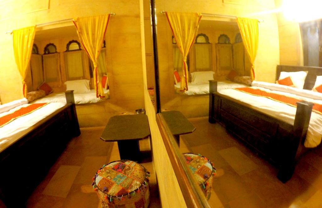 Hotel Fotiya Jaisalmer Exteriör bild