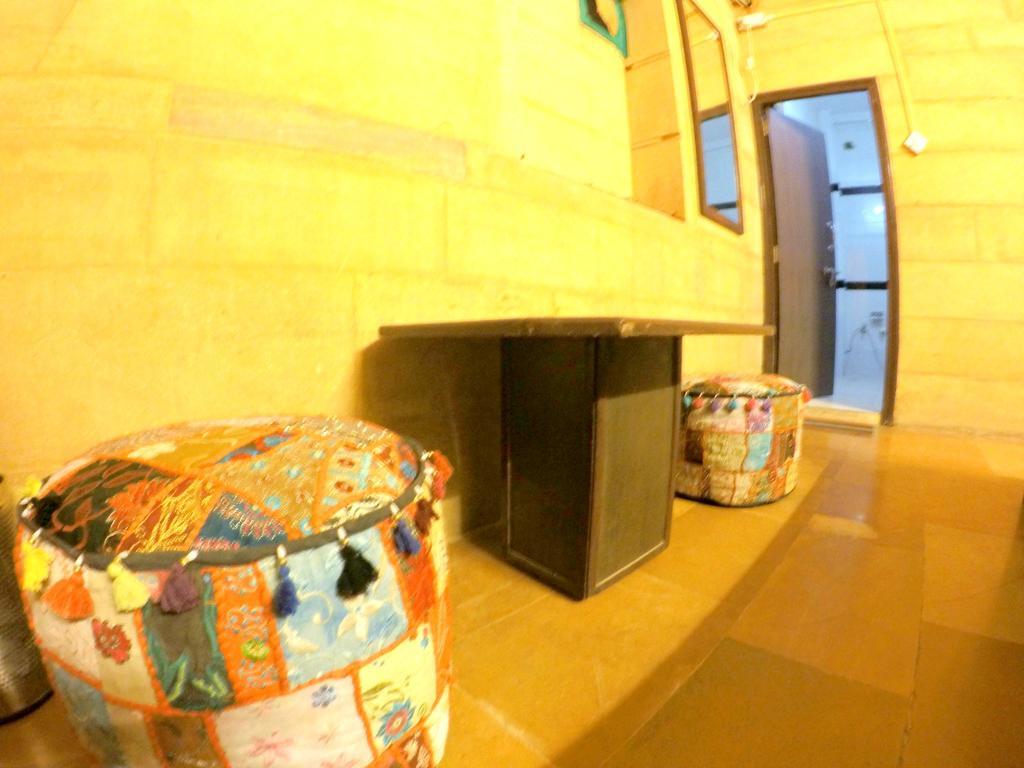 Hotel Fotiya Jaisalmer Exteriör bild