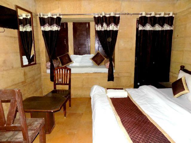 Hotel Fotiya Jaisalmer Exteriör bild